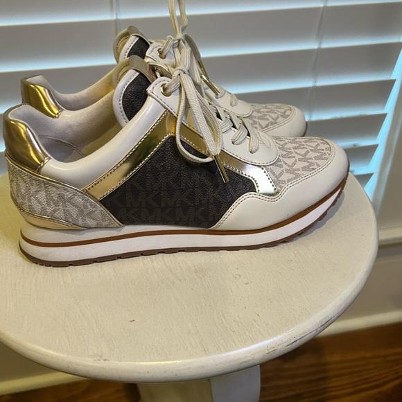 Michael Kors Maddy Two Tone Logo Trainer Natural 7.5 M - Picture 3 of 7